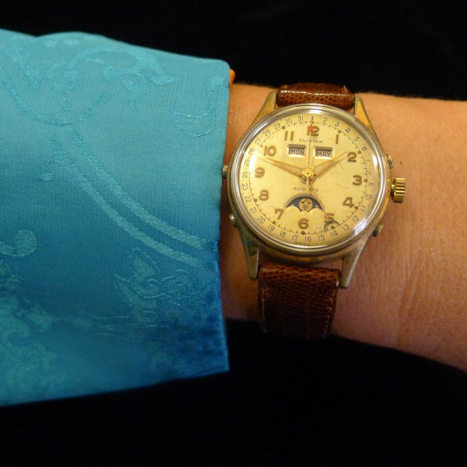 vintage clinton watch in Wristwatches