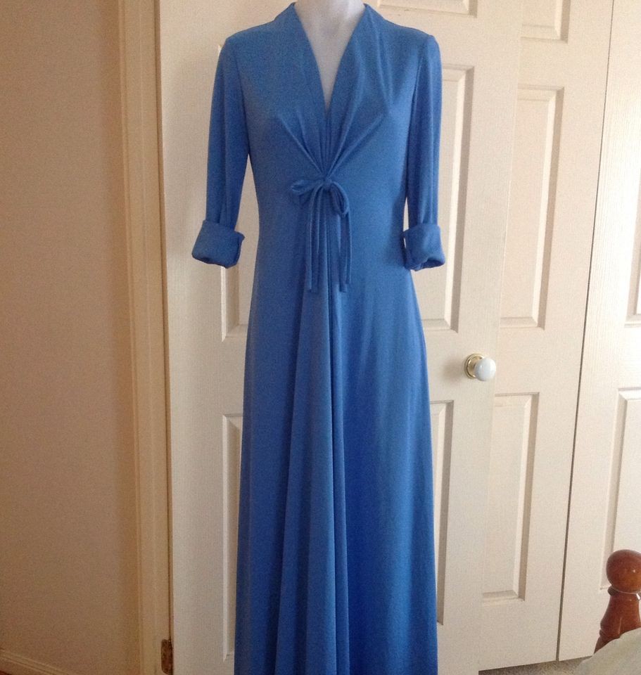 Vintage Long Sleeve 3 4 Quarter Sleeve Maxi Dress Full Sweep Blue 