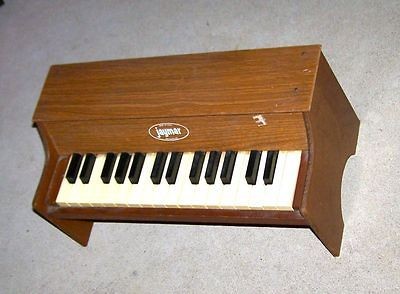 1950S JAYMAR PIANO 30 KEY CHILDS TOY VINTAGE