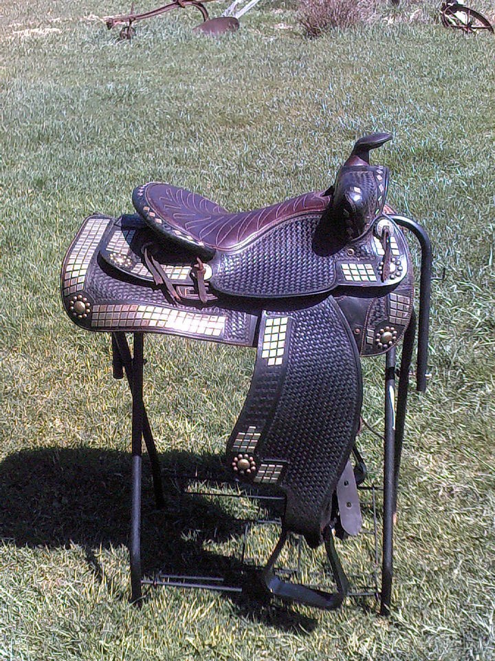 BIG 15 BLACK PARADE WESTERN HORSE SADDLE w/ DIAMONDS