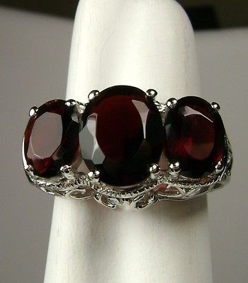 Stone Scarlet Red Garnet Sterling Silver 925 Filigree Cocktail Ring 