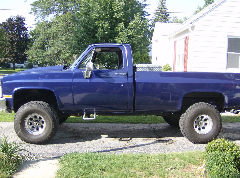 Chevrolet  C/K Pickup 1500 BUCKETS 1987 CHEVY 4X4 SILVERADO