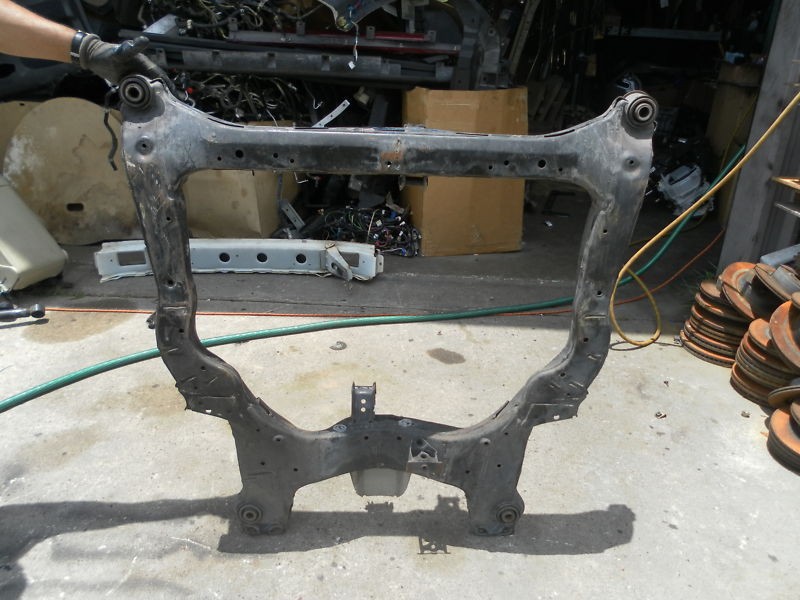 nissan altima front crossmember