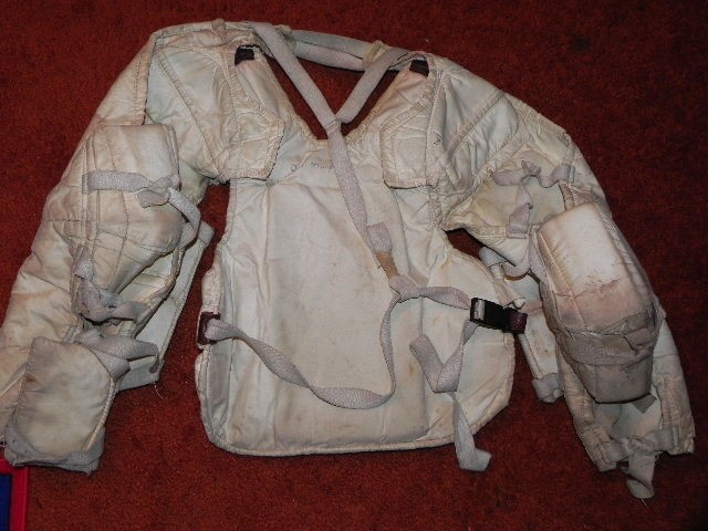 VINTAGE JOHN BROWN CO. Goalie Shoulder Pads CIRCA 70s 80s