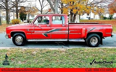 Chevrolet  C/K Pickup 3500 Crew Cab CarFax Certified No Accidents 