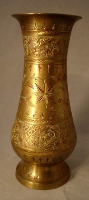 VINTAGE SOLID BRASS ENAMEL FLORAL ETCHED PEDESTAL VASE INDIA