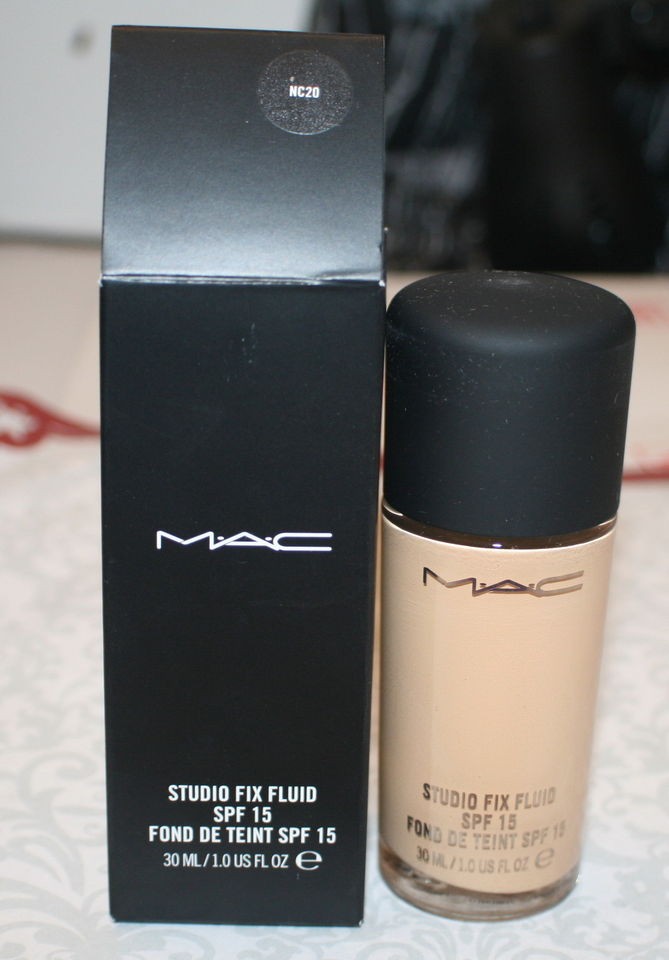 Mac Cosmetics Studio Fix Fluid Foundation SPF15 NC20 New Boxed