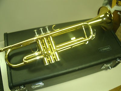 YAMAHA YTR 2335 Bb TRUMPET W/ CASE   