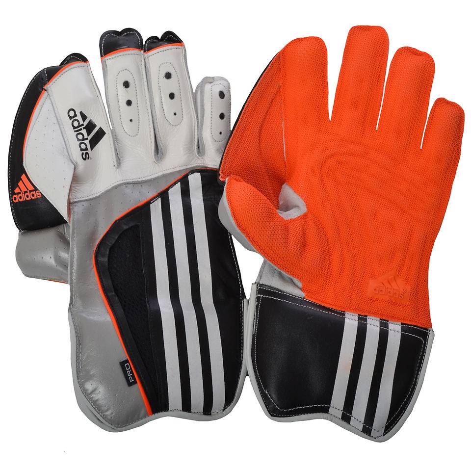 wicket keeping cricket gloves