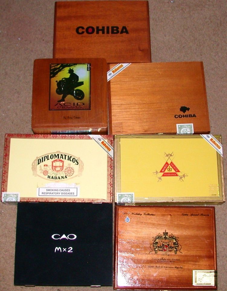 of 7 Cigar Boxes Cuban, Montecristo,Di​plomaticos,Fue​nte,Cohiba 