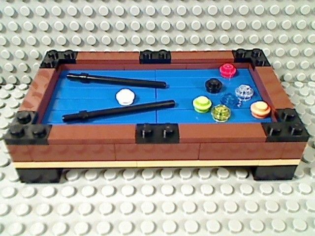   POOL TABLE 8 Ball Billiards Gamble City Sports Bar Sticks Cue Friends