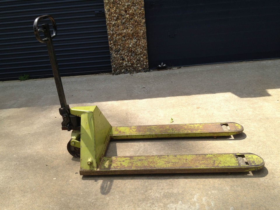 used pallet jacks in Material Handling