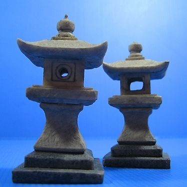 2pcs Japanese garden Decoration  Aquarium Ornament FISH