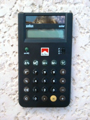 BRAUN CALCULATOR 4777 SOLAR MARLBORO LOGO DIETER RAMS 1987 GERMAN 