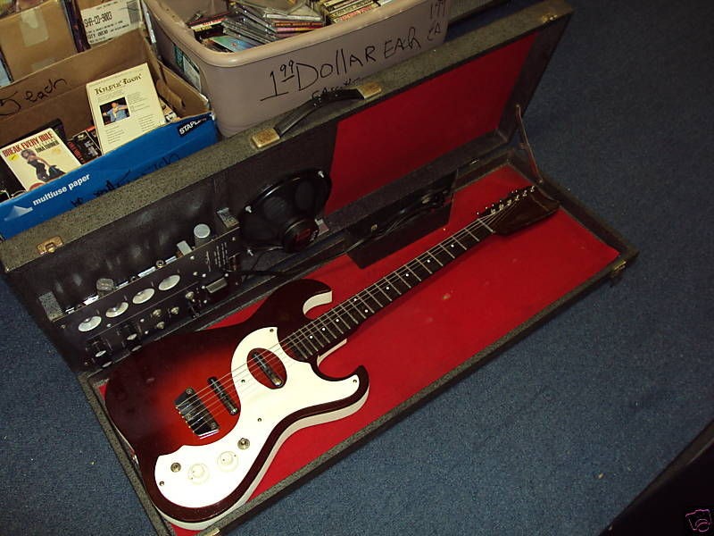 silvertone electric guitar in Electric