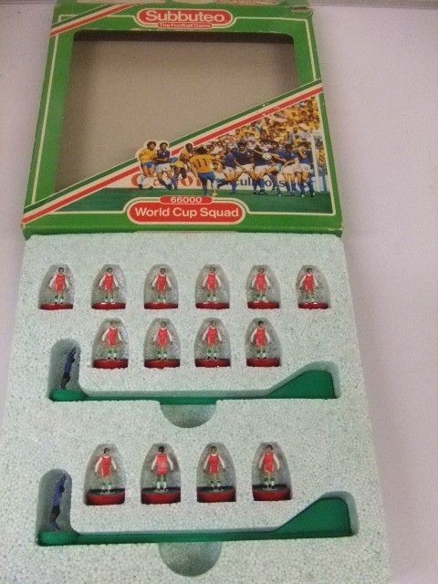 Subbuteo Lw # 402 ALGERIA WORLD CUP SQUAD