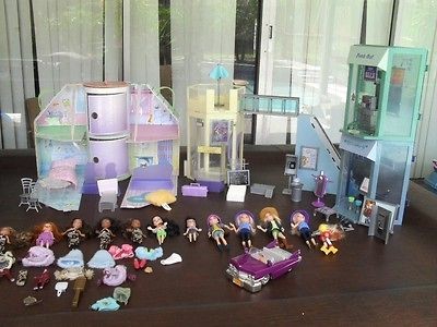 Huge Lil Bratz Lot Dolls Loft High School Playset 2003 Fashion Mall 