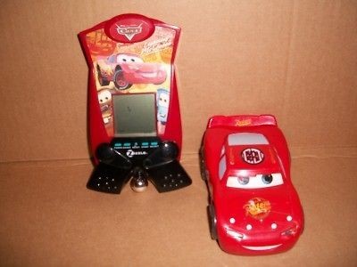 HANDHELD GAME DISNEY PIXAR CARS PINBALL FREE CAR LIGHTING McQUEEN 