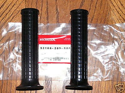 HONDA 305 DREAM HAND GRIPS CA77,CA72 {NOS} SET OF2