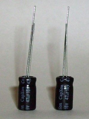 NONPOLARIZED 2x CAPACITORS 47uf QUAD 405 1