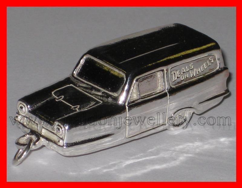 Wheeler Reliant Robin car heavy sterling slver pendant fob .925 x 1 