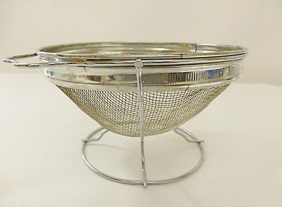 Vintage Antique Kitchen Farmhouse Wire Berry Egg Basket Veggie 