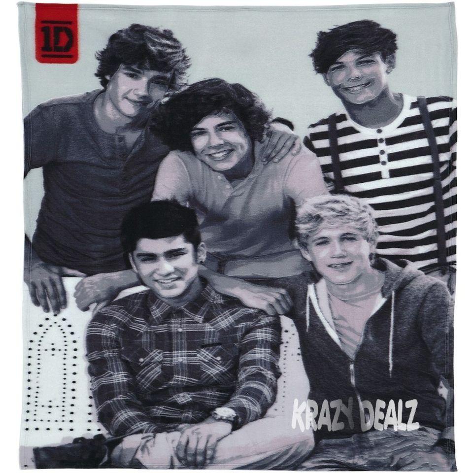 one direction throw blanket in Blankets & Throws