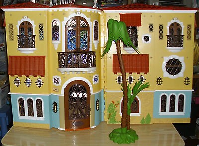 Bratz Passion 4 Fashion Dream House   Great Christmas Gift