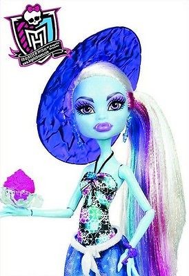 Monster High Skull Shores Abbey Bominable Doll in Other