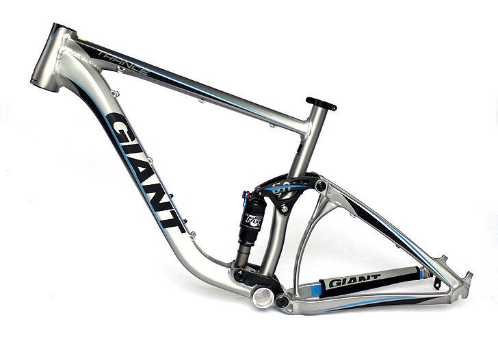 2012 GIANT Trance X 5.0 MTB Frame Size 18 M Smoke/Blue/Bla​ck