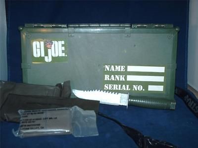 GI JOE CARRYING CASE FOOT LOCKER PLASTIC KNIFE BANDAGES