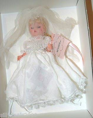 Madame Alexander 2002 WINTER WHITE CELEBRATION #34685 Wedding Doll 