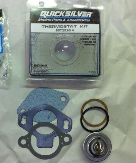 MERCRUISER THERMOSTAT KIT GM 140 degree V6 V8 807252Q4