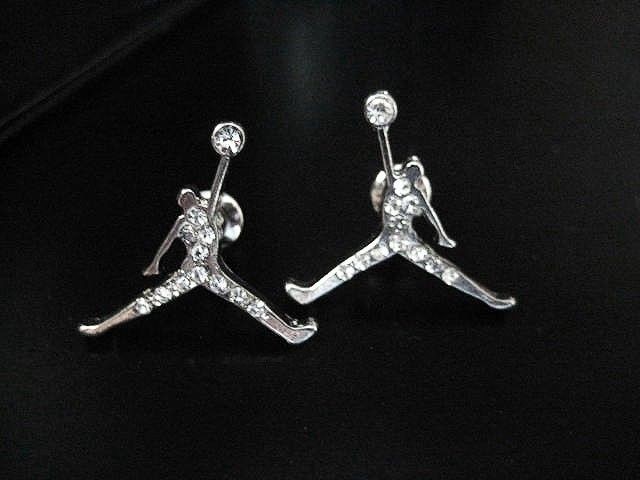 NEW AIR MICHAEL JORDAN EARRINGS BASKETBALL NBA SILVER