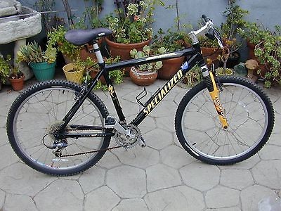 SPECIALIZED ROCKHOPPER MOUNTAIN BIKE GREAT CONDITION LOCAL PICK UP