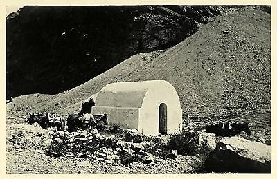   Trans Andean Route Andes Mountain Shelter House Summit Casucha Horse