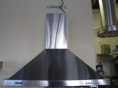   STEEL VERY POWERFUL WALL MOUNTED RANGE HOOD, FAN; METAL BLADES