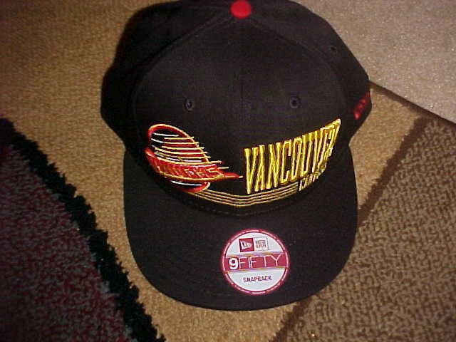   CANUCKS 9FIFTY SNAPBACK RETRO LOOK HAT CAP NHL NEW ERA HOCKEY NEW