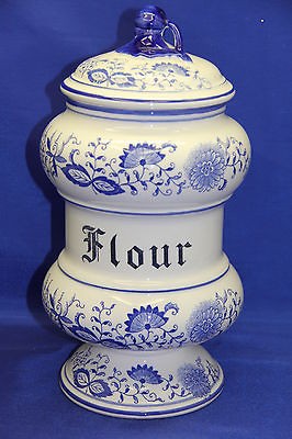 1960s Made In Japan Original Arnart Creations Blue Onion Large Flour 