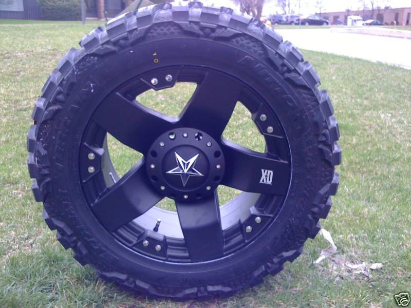 18 XD 775 ROCKSTAR RIM AND TIRE NITTO MUD GRAPPLER 33