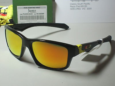 OAKLEY VALENTINO ROSSI SIGNATURE JUPITER SQUARED OO9135 11 SUNGLASSES 