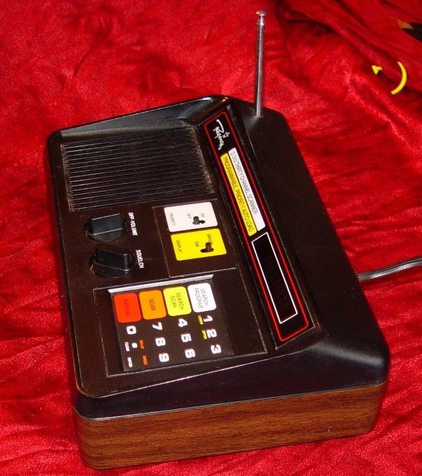 Vintage Regency Z45 Police Scanner