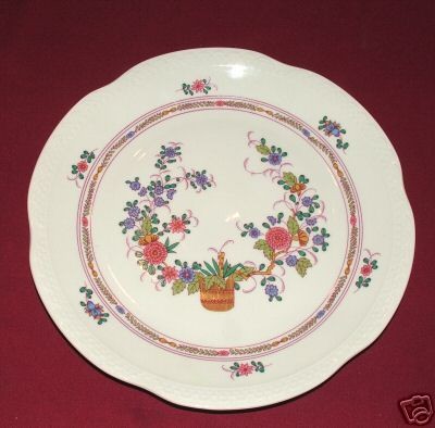 VOLKSTEDT PASTORALE BEYER & BOCK ROUND PLATTER