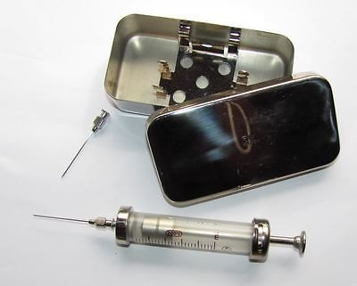 VINTAGE GLASS & METAL SYRINGE 5ml METAL BOXES THE STERILIZER