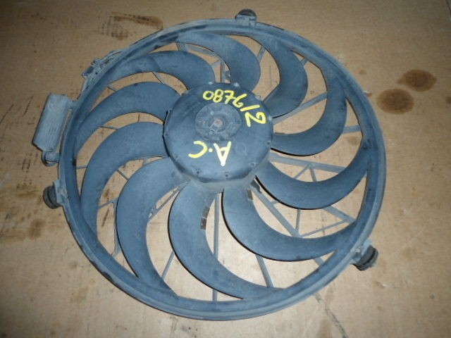   92 93 94 BMW 750IL 4DR 5.0L AT RADIATOR FAN W/MOTOR (Fits BMW 525i