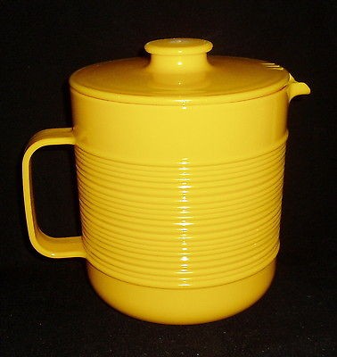 rubbermaid vintage in Kitchen & Home