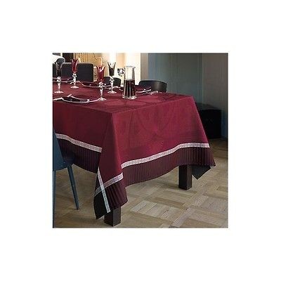 Le Jacquard Francais TABLECLOTH ART DECO 69X98 GARNET