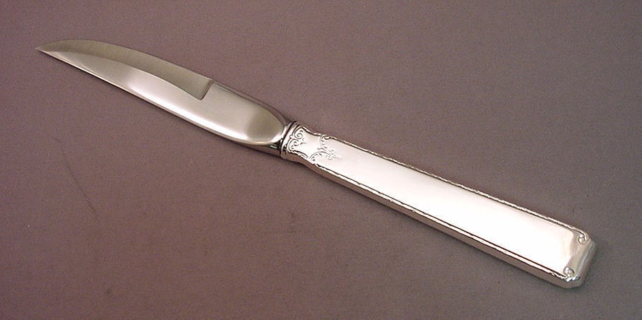 OLD LACE   TOWLE STERLING STEAK KNIVE(S)
