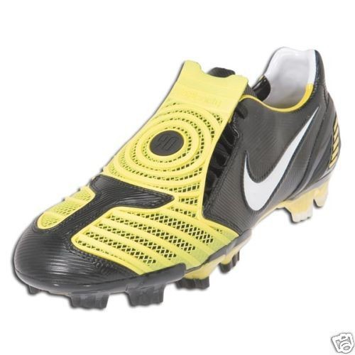 nike total 90 laser ii in Clothing, 