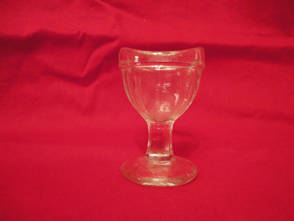 VINTAGE GLASS EYE WASH CUP MEDICINE GLASS RARE